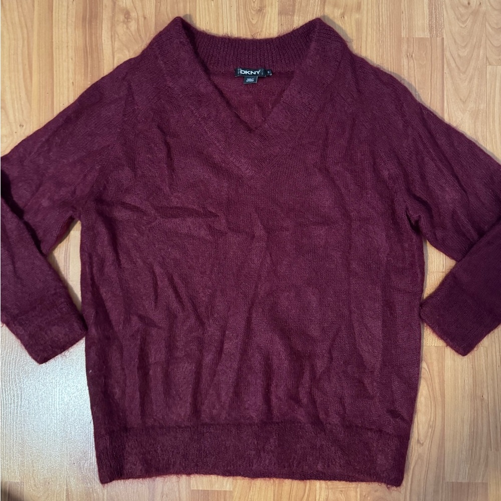DKNY Women's V-Neck Sweater in Deep Wine